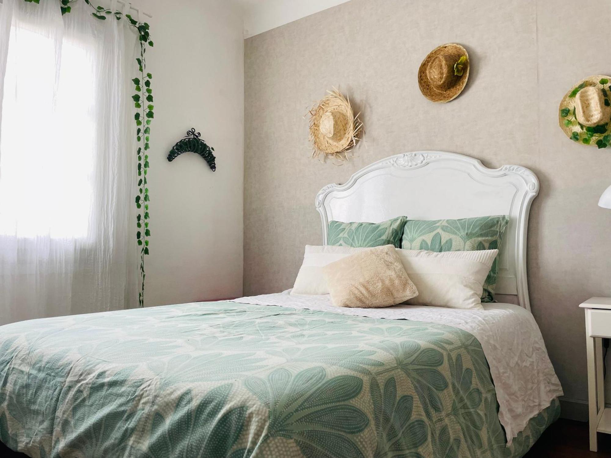 La Poterie Bed & Breakfast Carresse Exterior photo